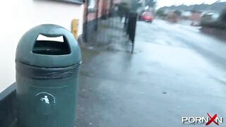 PORNXN Public Pissing in Yoga Pants