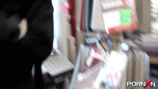PORNXN Public Pissing in Yoga Pants