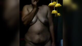 Hot desi anti horned fucking in her bead room