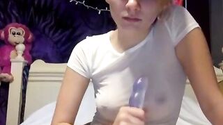 Cute Young Girl on Cam - CamGirlsUntamed.com