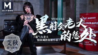 Cheating Asian Slut fucks her new neighbour in the bed and tastes his cum - Asian Amateur