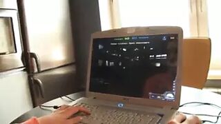 HYE Little Sister Is A Game Girl !