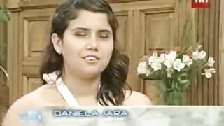 Daniela Jara pear shaped godess - Documentary