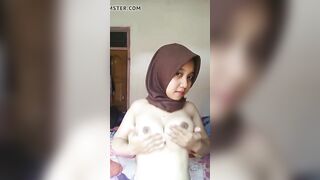 Sexy Indonesian Hijab