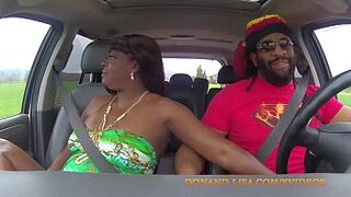 Don Whoe gets sloppy head from Lisa Rivera in the car / SuperHotFilms