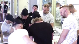 Jane Gets Her Pussy Worked Out By Person Trainer Mason