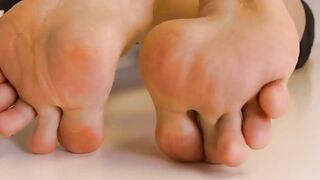 ARCHES FEET