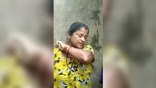 Aksha beach aunty sex
