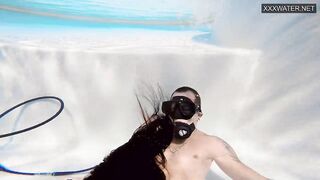 Group sex underwater with Eva Sasalka