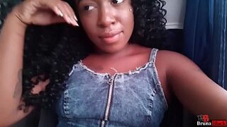 I was playing on the travel bus - Bruna Black