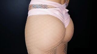 VioletDoll perfect and sexy ass shaking 60fps