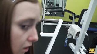 HUNT4K. Linda Sweet forgets about working out and has sex