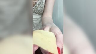 SugarNadya's self-depilation of a juicy pussy