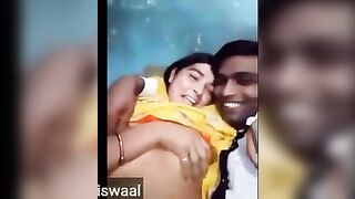 Indian big boobs bhabi romance in car