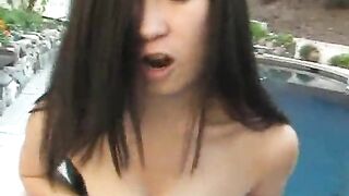 YOung Thai gives a smooth head on the pool