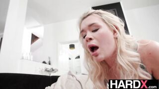 Blondie Stretched To The Max