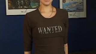 Junges Teen reitet den Schwanz so gut