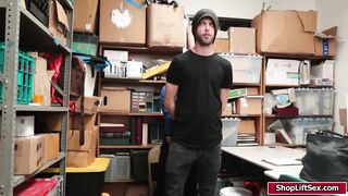 Shoplifter guy bangs blonde LPs pussy