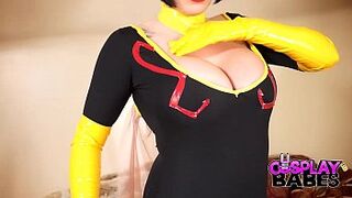COSPLAY BABES Dr Girlfriend Masturbating