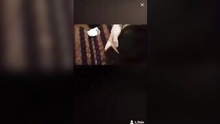 18 yasindaki kizi korkutup agzina bosaliyor