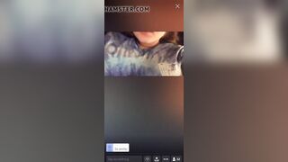 Girl fingers pussy on periscope