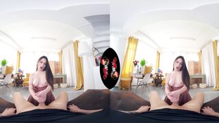 VRLATINA Pretty Latina Babe Gets Your Cum All Over Her Face VR