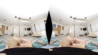 On the Pole - Emily Right - MilfVR