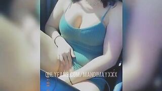 Milf fucks her pussy in drive thru