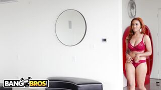 BANGBROS - Rapper Slim Poke Gets Seduced By Video Vixen Jenna Foxx