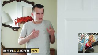 Got Boobs - (Rebecca Jane Smyth, Sam Bourne) - Turning On His Girlfriends - Brazzers