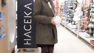 Hardware in pussy