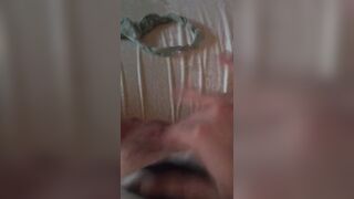 Kik girl masturbates and squirts