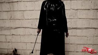 BDSM experience report: A cuckold slave C3 reports on his experiences - Part 4 - Stranger juice
