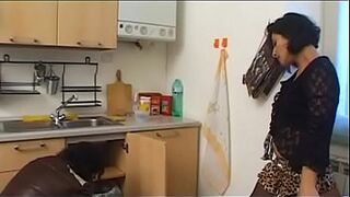 Stocking brunette housewife need sex