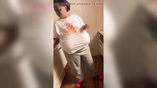BBW Braless Wife wash Dishes