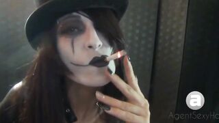 goth smoking styles