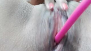 Close up pussy creamy orgasm