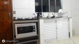 Organizing the kitchen in underwear