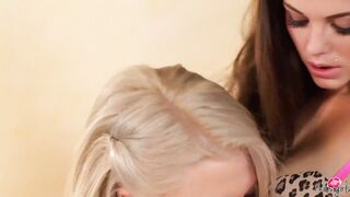 Kiera Winters And Chloe Lynn Play With Those Creamy Cunts