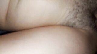 Daddy teaches her how to squirt