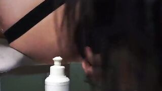 Bella deep anal fisting guy