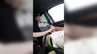 roadhead in public till he cums in traffic