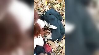 Jeune ado baise en foret