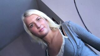 Daddy und sein Blondes Schuggerbaby