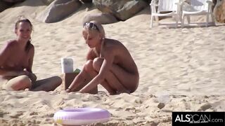 Six Horny Lesbians Go At It On A Public Beach