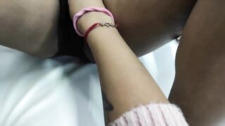 Sommer fucks with her best friend Samanta because she broke with her boyfriend