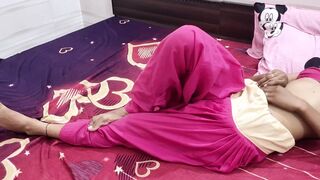 Super Hot Indian Collage Girl Romantic Love Sex Video Masturbations And Fingering Close-up Shaved Pussy