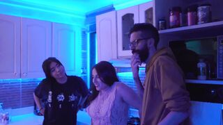 This kitchen is so hot that Linda had to take of her clothes