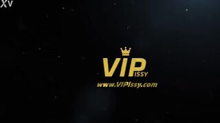 Double Dildo Piss Play For Horny Lesbian Babes