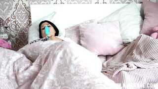 Young Tattooed Teen Masturbating in the Morning